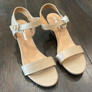 Women’s Weeboo Sandals